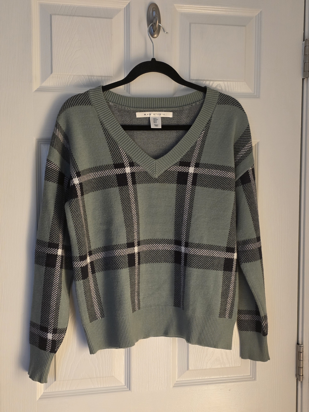 Max Studio Sage Green Plaid V-Neck Sweater